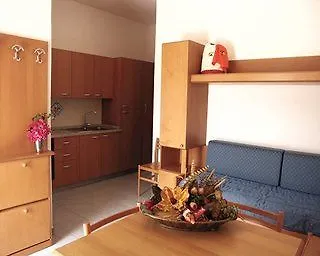 Hotel Costa Del Salento Village 3*